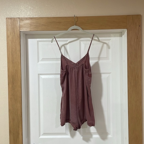 Aerie Women Romper Short Lace Silky Pockets Spaghetti Straps Sleeveless Size XS - Picture 3 of 15